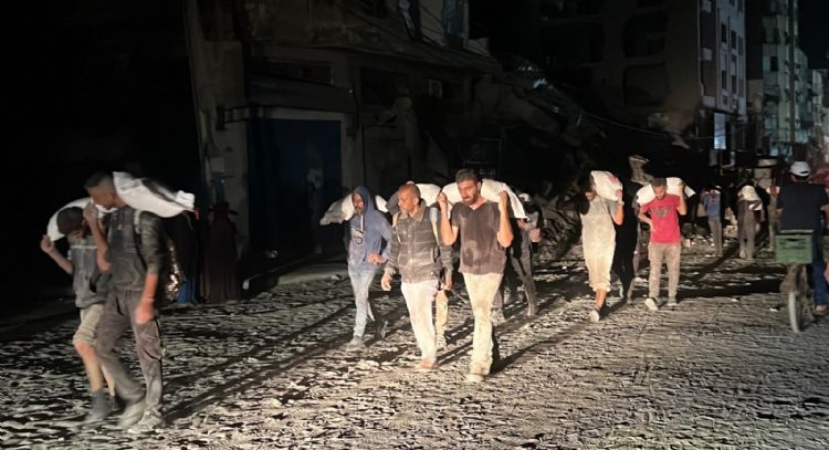 Al menos 65 gazatíes asesinados por el Ejército israelí, varios de ellos cerca a centros de ayuda
