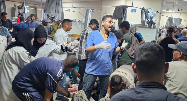 El Ejército israelí mata al menos a 59 palestinos mientras buscaban ayuda humanitaria