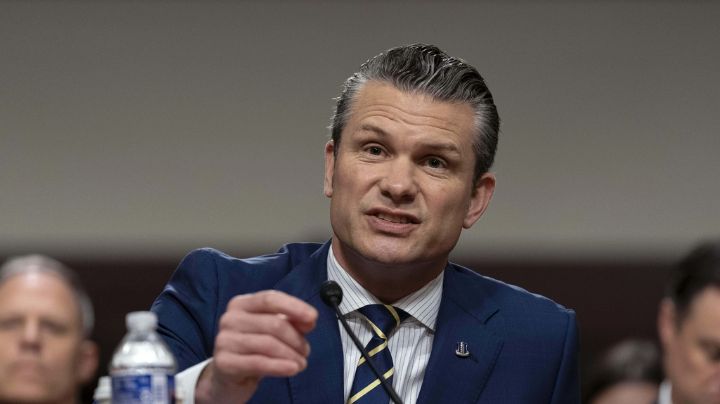 Hegseth afirma que el Pentágono ha dado a Trump opciones para el conflicto Israel-Irán