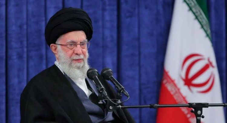 Líder supremo de Irán felicita a la nación por la "victoria" ante Israel