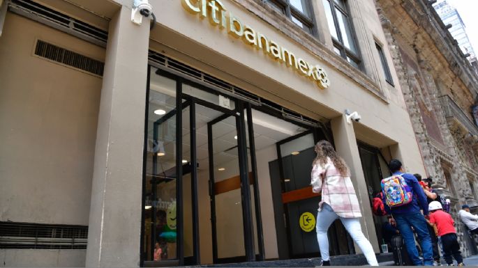 Abril negro para las remesas: Sufren su mayor caída desde la crisis de 2009