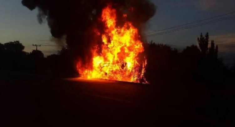 Un muerto y ocho heridos deja explosión en toma clandestina de Pemex en Hidalgo