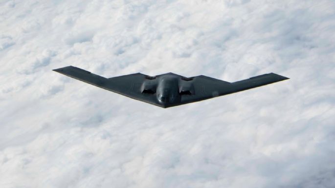 Los bombarderos estadunidenses B-2, la amenaza aérea para el programa nuclear iraní