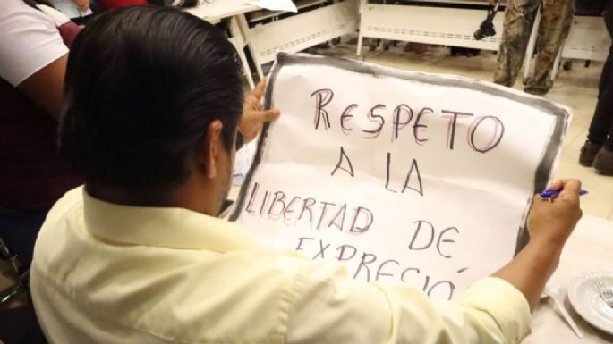 Vinculan a proceso a funcionario de Puebla por abuso de autoridad contra periodista