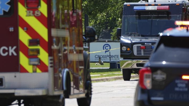 Sospechoso asesinado a tiros por un guardia de seguridad tras un tiroteo en una iglesia de Michigan