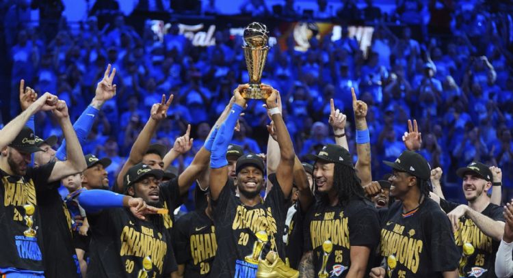 Thunder se corona en la NBA al vencer 103-91 a Pacers