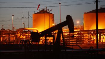 El barril de petróleo Brent se hunde tras ataques iraníes contra bases de EU en Qatar e Irak