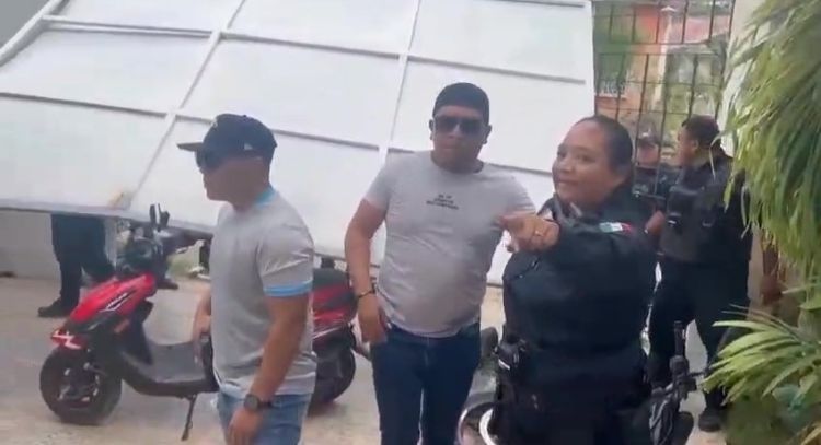 Sin orden de cateo, policía de Campeche allana domicilio, golpea y arresta a familia (Video)