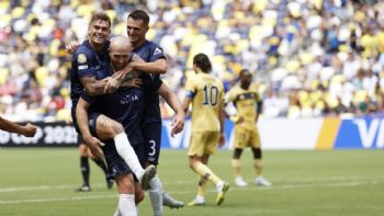 Boca Juniors empata 1-1 con el Auckland City y es eliminado del Mundial de Clubes en fase de grupos