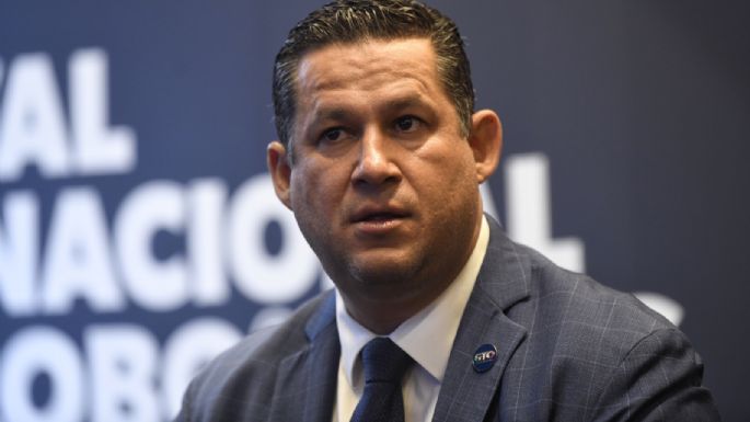 Revelan que exgobernador de Guanajuato vive en millonaria casa en Texas propiedad de un contratista
