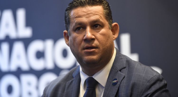 Revelan que exgobernador de Guanajuato vive en millonaria casa en Texas propiedad de un contratista