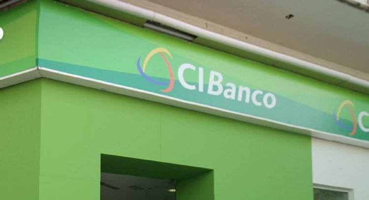 CI Banco promete colaboración total tras intervención por presunto lavado de dinero