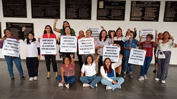 Reciben con protestas a diputado panista de Morelos que propone extinguir paridad en alcaldías