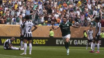 Paulinho anota en la prórroga y Palmeiras vence 1-0 a Botafogo en el Mundial de Clubes