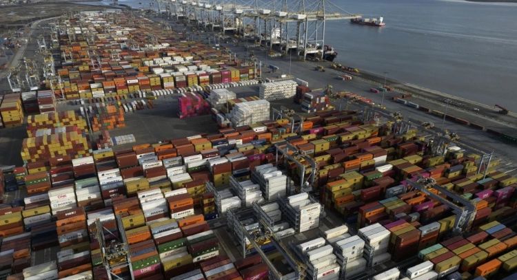 Autoridades británicas incautan cocaína valorada en más de 130 mdd de un barco en puerto de Londres