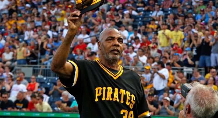 Dave “la Cobra” Parker, jardinero del Salón de la Fama, muere a los 74 años