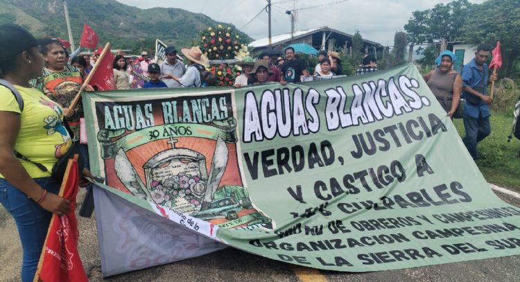 A 30 años de la masacre de Aguas Blancas: Marchan por la verdad, la justicia y castigo a culpables