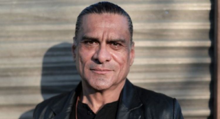 Asesinan a Jonathan Joss, actor de “El rey de la colina”; su esposo exige justicia