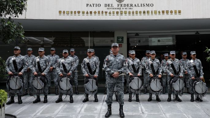 Regalo de cumpleaños: la 4T consuma ley de la Guardia Nacional; opositores denuncian militarización