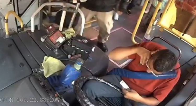 Guardia señalado de golpear con un termo a un chofer y dejarlo inconsciente teme por su vida