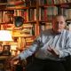 Muere Edmund White el escritor que imaginó la revolución gay a través del periodismo