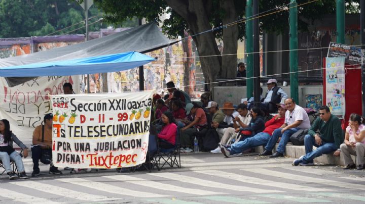 CNTE reclama contradicción entre discurso anti neoliberal de Sheinbaum y su política económica real