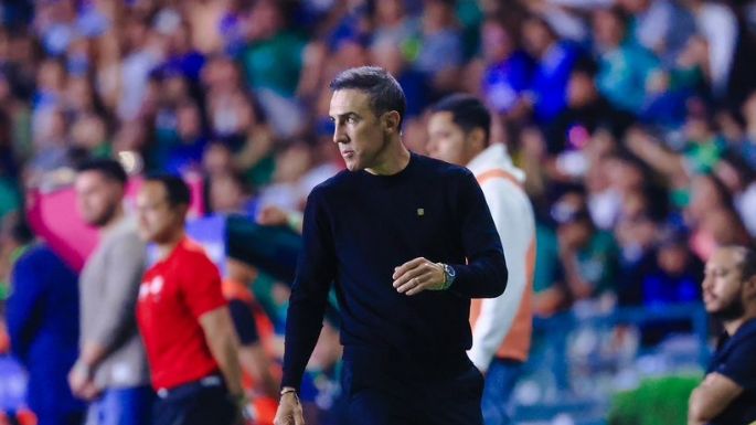 Vicente Sánchez deja de ser director técnico del Cruz Azul