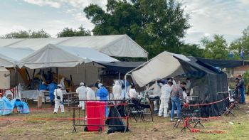 Recuperan 60 cuerpos en fosas de Jojutla, 10 son de bebés; suspenden trabajos por huracán Erick