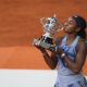 Coco Gauff vence a Aryna Sabalenka para ganar su primer título de Roland Garros