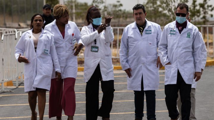 Éstos son los mexicanos en riesgo de perder la visa de EU por médicos cubanos
