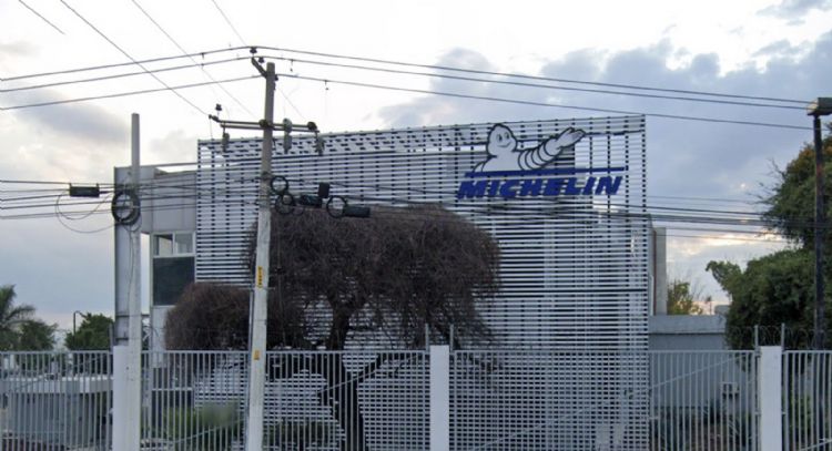 Michelin cerrará planta en México; el gobierno minimiza la decisión