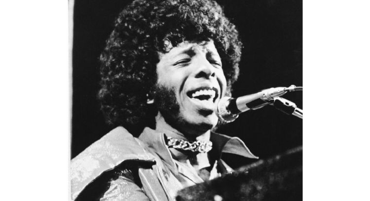 Sly Stone, líder de los revolucionarios del funk Sly and the Family Stone, muere a los 82 años
