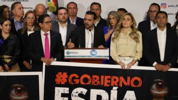 La 4T aprueba CURP con datos biométricos, huella y foto; consuma ley sobre desapariciones