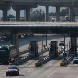 Gobierno alista tarjeta para pago de peaje en autopistas