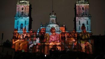Último fin de semana de “Memoria Luminosa” en el Zócalo de la CDMX