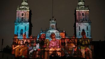 Lluvia intensa y poca afluencia marcan inauguración de “Memoria Luminosa”
