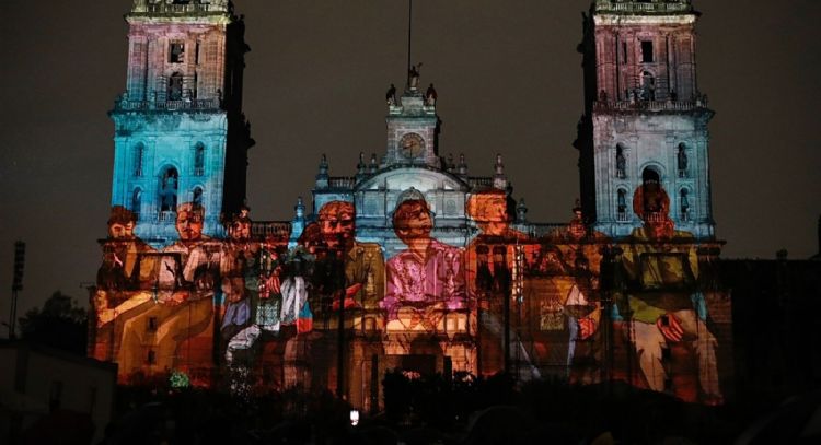Último fin de semana de “Memoria Luminosa” en el Zócalo de la CDMX