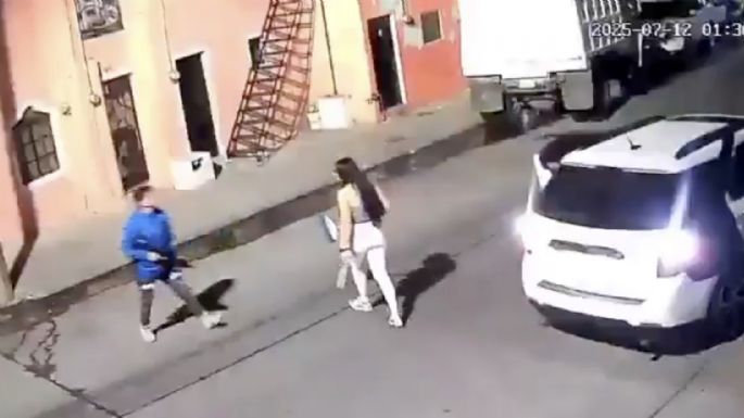 Video capta feminicidio en Guadalajara: sujeto discute con mujer y la asesina con arma larga