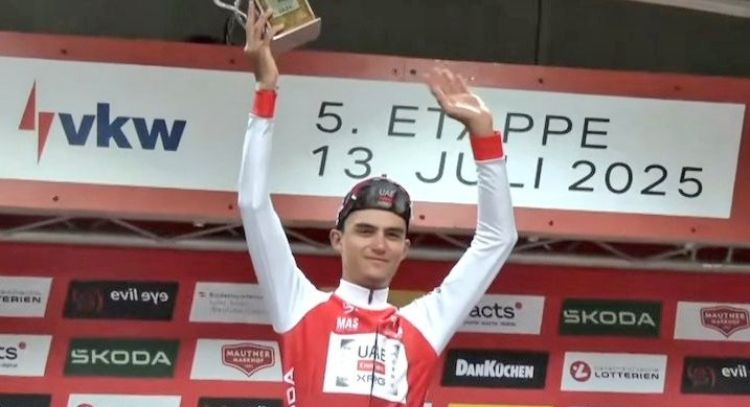 Isaac del Toro se corona en el Tour de Austria 2025