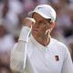 Jannik Sinner vence a Carlos Alcaraz y se convierte en el primer italiano en ganar Wimbledon