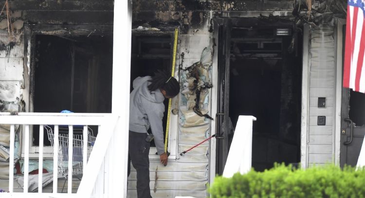 Nueve personas murieron por incendio en asilo para personas de la tercera edad en Massachusetts