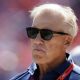 John Elway no será acusado por el accidente de carrito de golf que mató al exagente Jeff Sperbeck