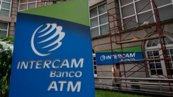CNBV multa por fallas antilavado a Intercam y CIBanco; Vector de Alfonso Romo, sin castigo aún