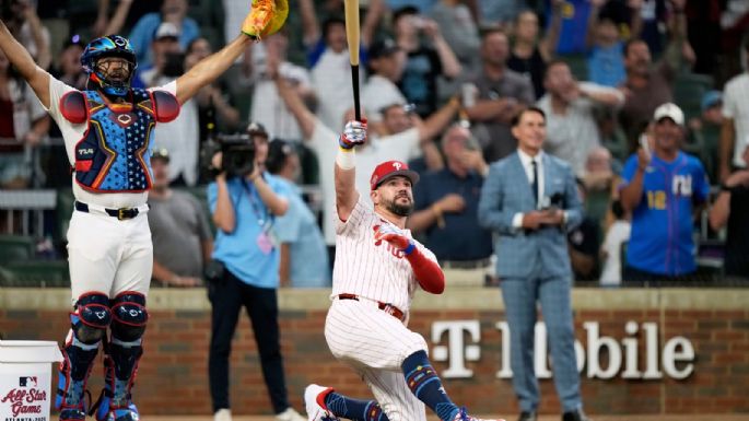 Jonrones de Schwarber en primer desempate del Juego de Estrellas dan victoria a Liga Nacional