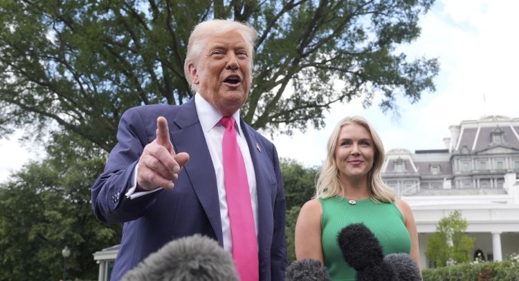 Trump rechaza posicionarse públicamente de parte de Ucrania: "No estoy del lado de nadie"