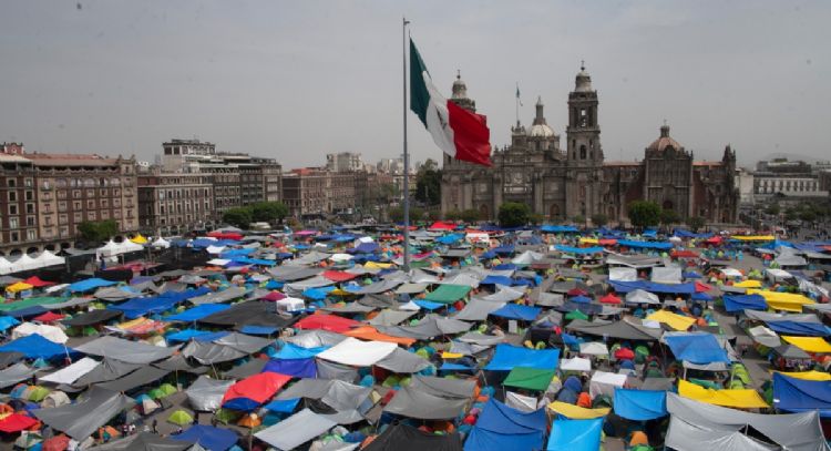 CNTE anuncia una megamarcha en la CDMX y analizará un nuevo plantón en el Zócalo
