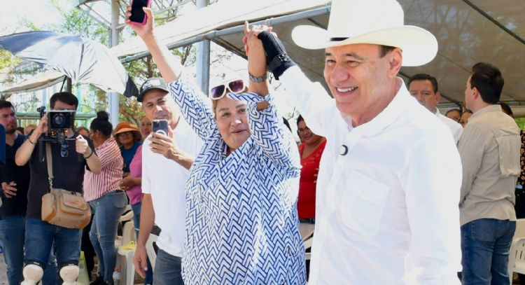 Gobernador Durazo entrega 2 mil 645 apoyos del programa Fortalecimiento Económico