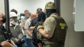 Foto ilustrativa de la nota titulada: Departamento de Seguridad Interior de EU defiende arrestos en cortes de inmigración tras demanda