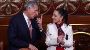 Ante "silencio" de Adán Augusto, Sheinbaum dice que debe haber pruebas, no dichos