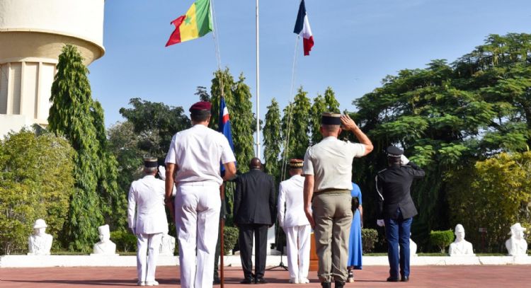 Francia pone fin a su presencia militar en Senegal, que data de la independencia del país en 1960